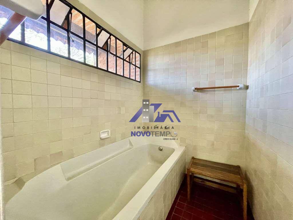 Casa de Condomínio à venda com 3 quartos, 450m² - Foto 26