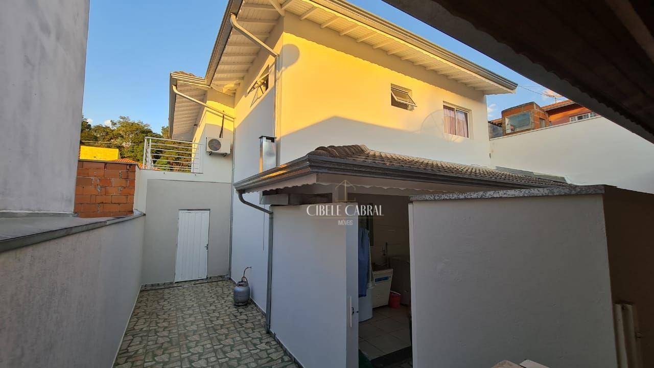 Casa à venda com 3 quartos, 250m² - Foto 41