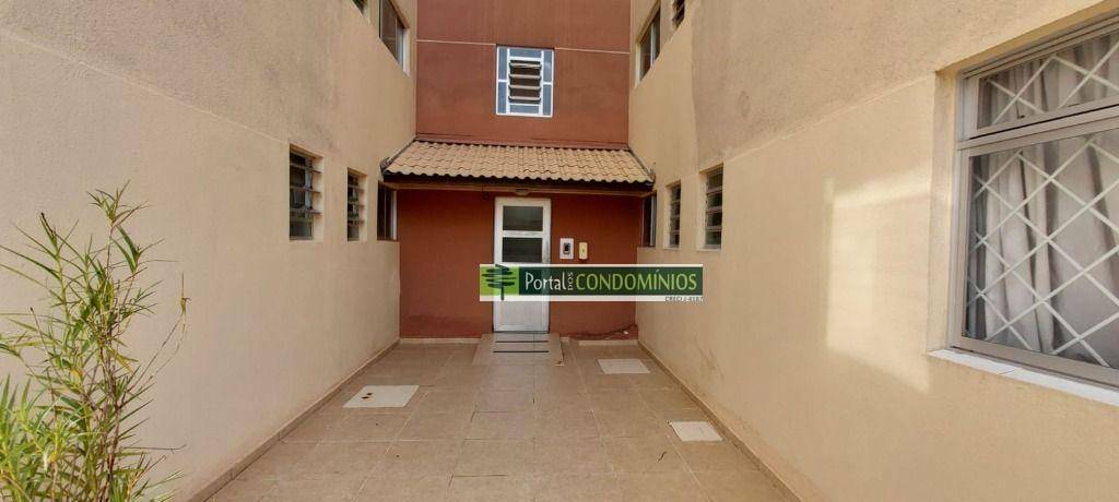 Apartamento para alugar com 3 quartos, 61m² - Foto 4