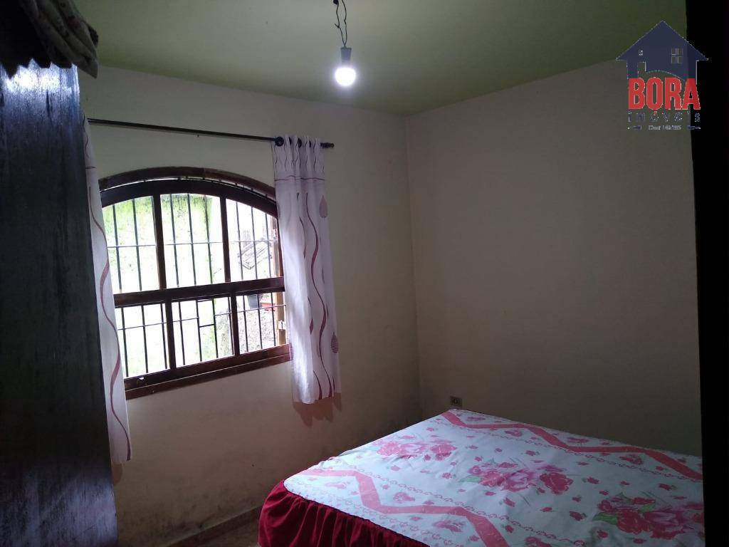 Casa à venda com 3 quartos, 200m² - Foto 12