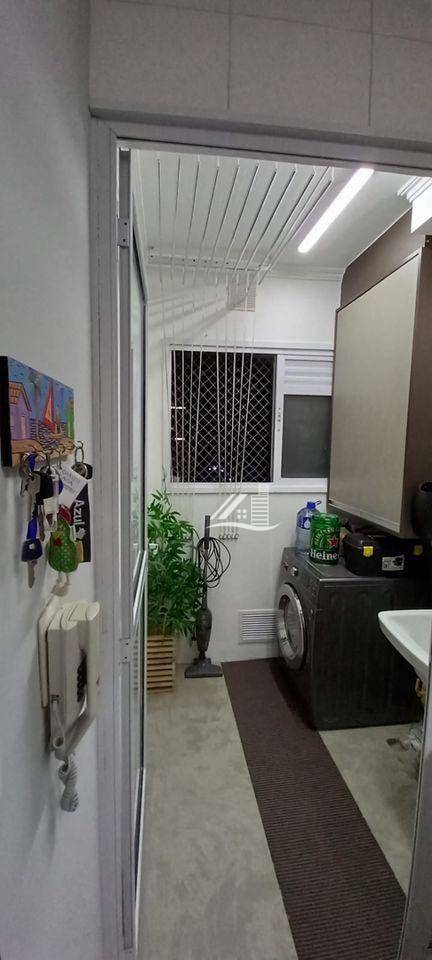 Apartamento à venda com 2 quartos, 78m² - Foto 2