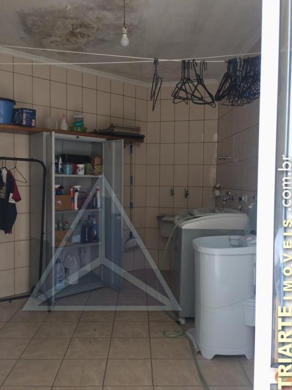 Sobrado à venda com 3 quartos, 234m² - Foto 17