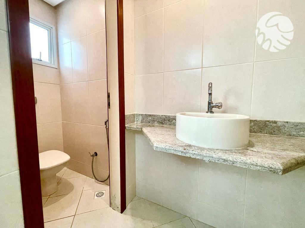 Apartamento à venda com 4 quartos, 211m² - Foto 14