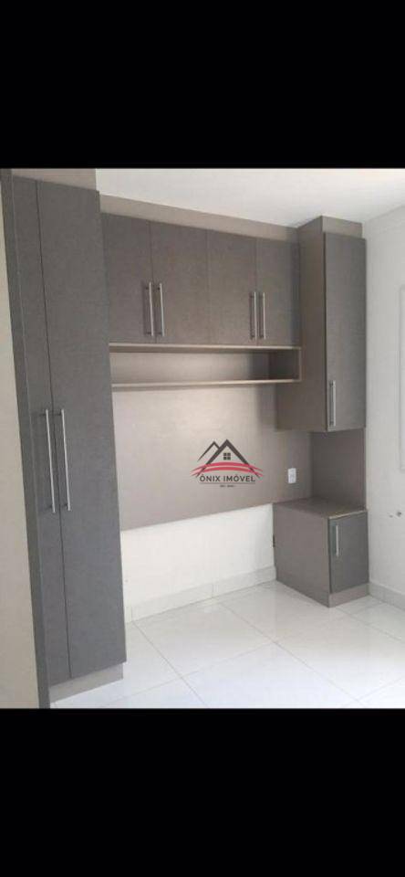 Apartamento à venda com 2 quartos, 80m² - Foto 2