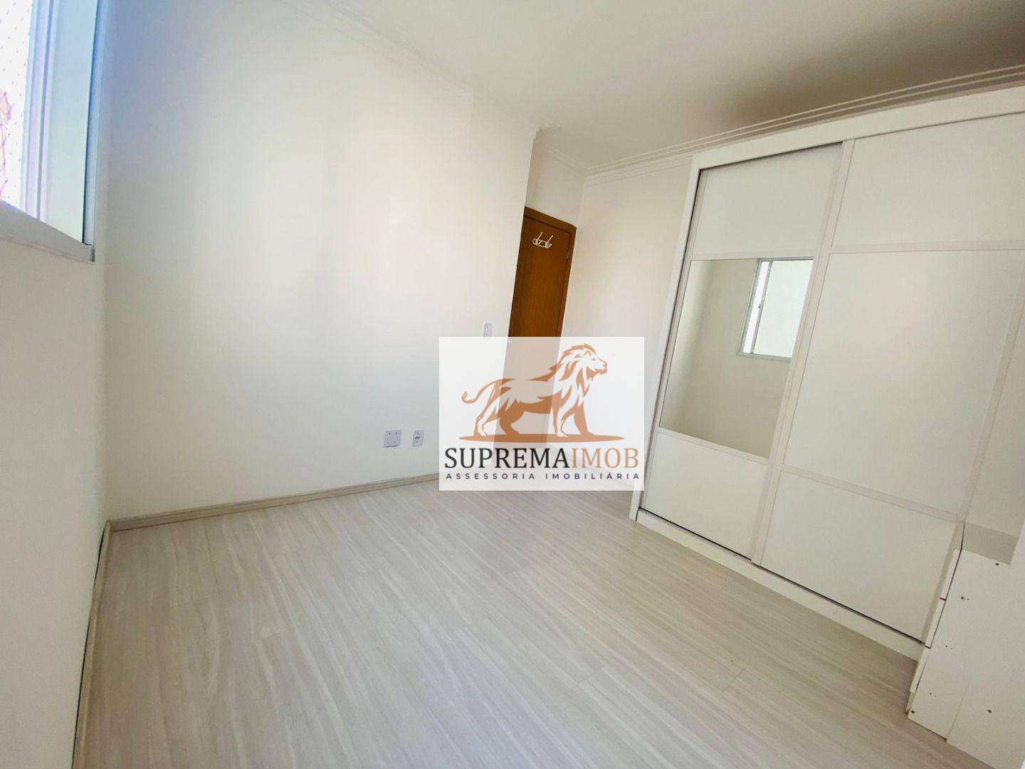 Apartamento à venda com 2 quartos, 43m² - Foto 11