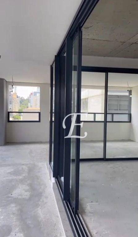 Apartamento à venda com 3 quartos, 196m² - Foto 8