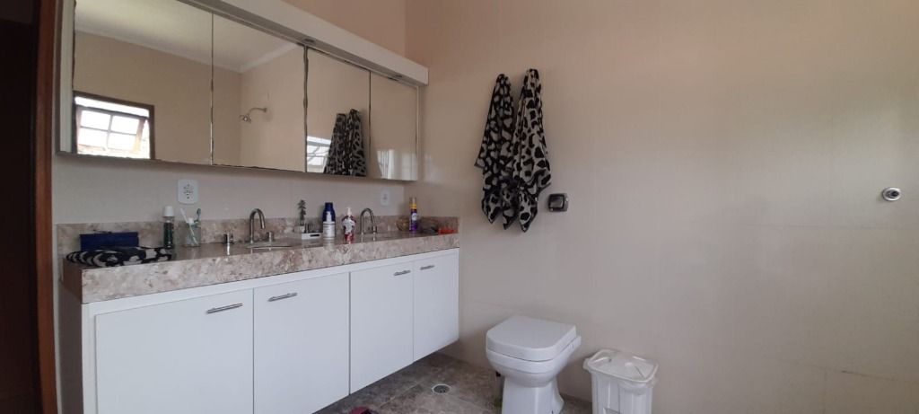 Chácara à venda com 4 quartos, 1420m² - Foto 20