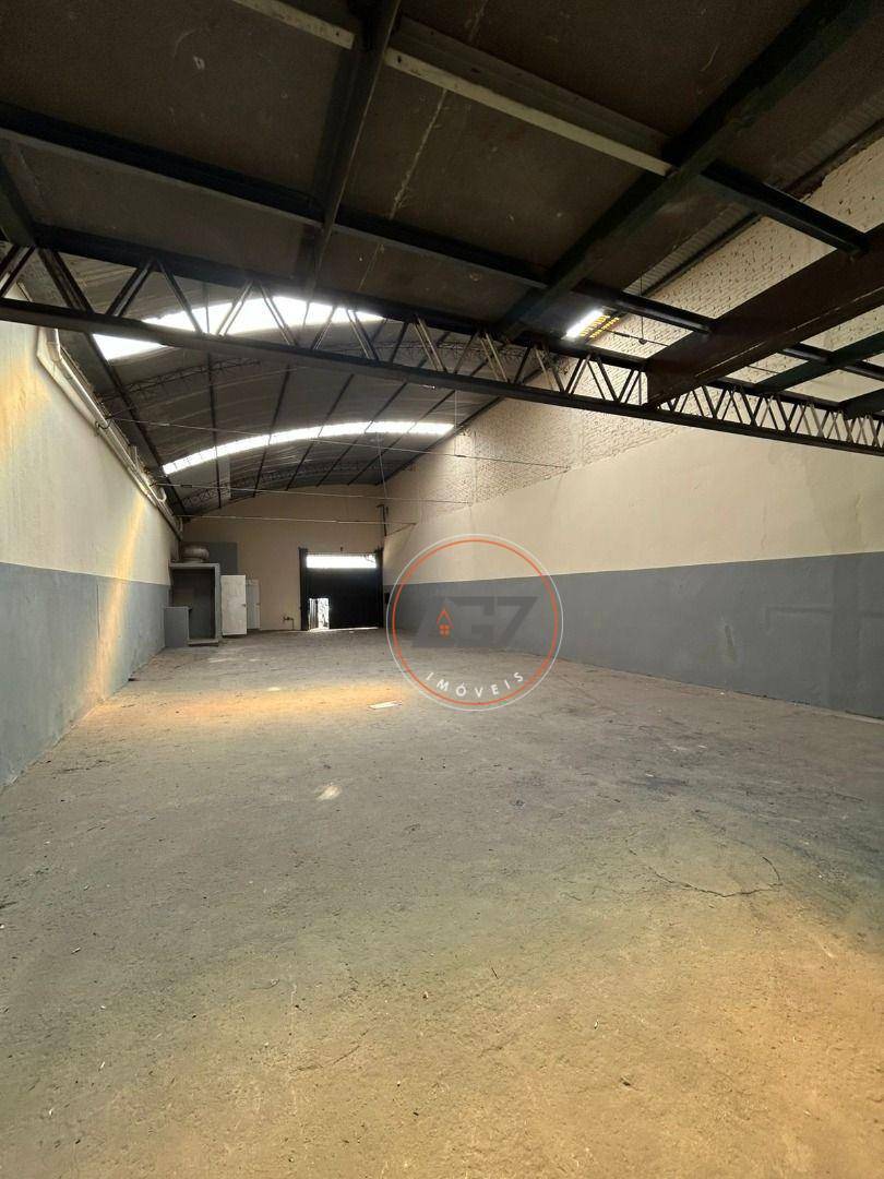 Depósito-Galpão, 235 m² - Foto 1