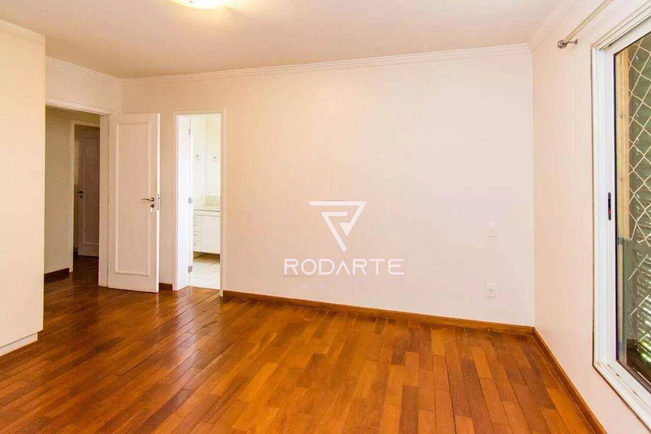 Casa à venda com 4 quartos, 180m² - Foto 17