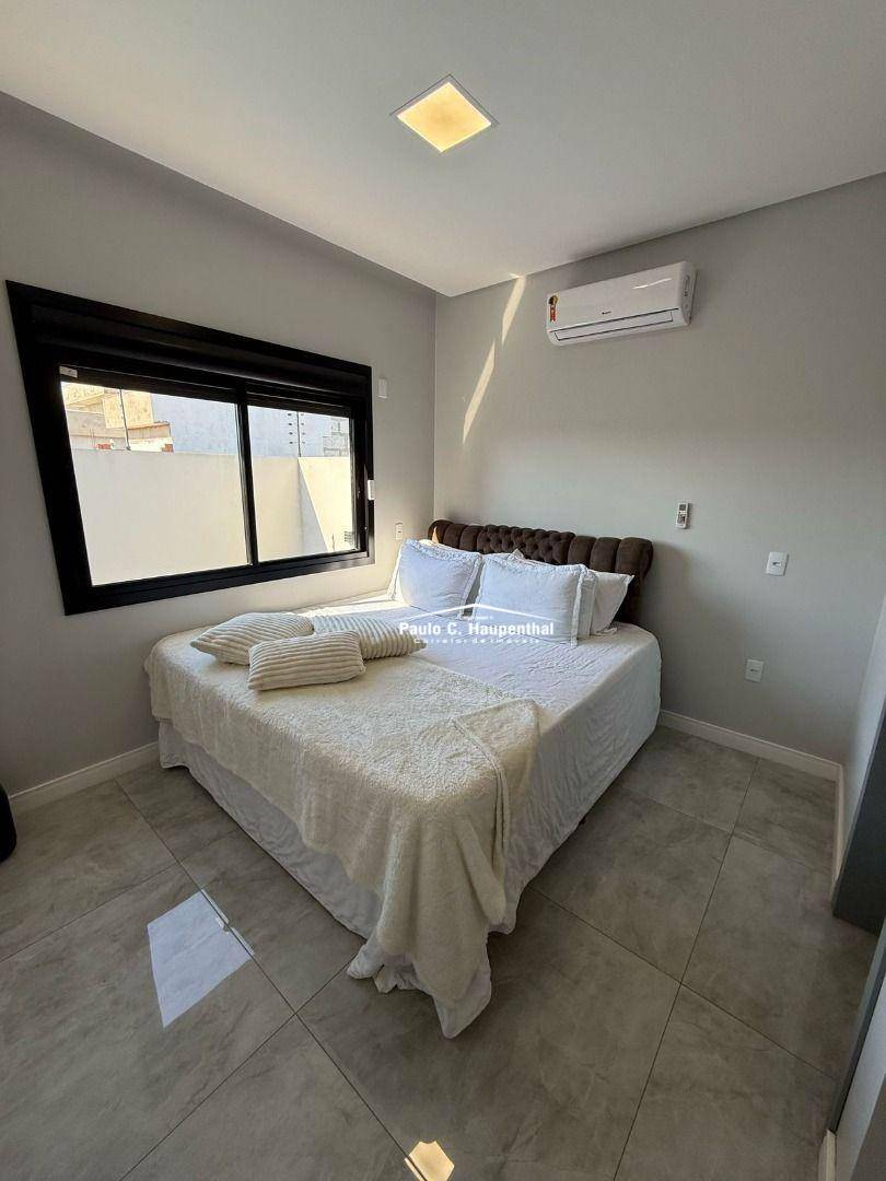 Casa à venda com 3 quartos, 166m² - Foto 11