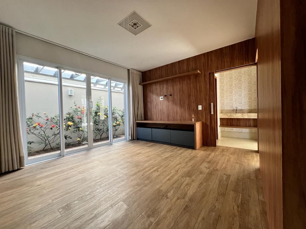 Casa à venda com 3 quartos, 262m² - Foto 6