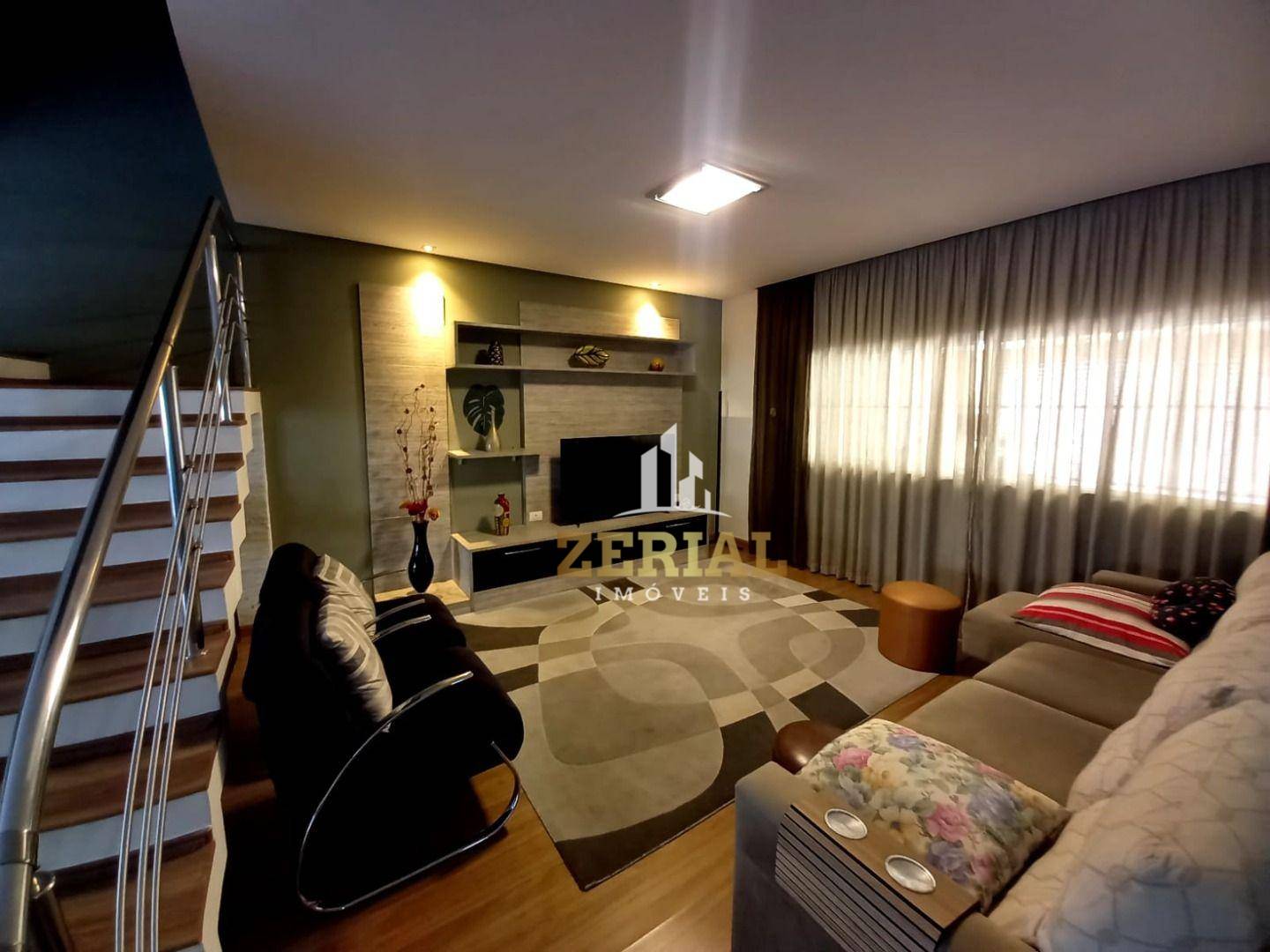 Sobrado à venda com 4 quartos, 261m² - Foto 2