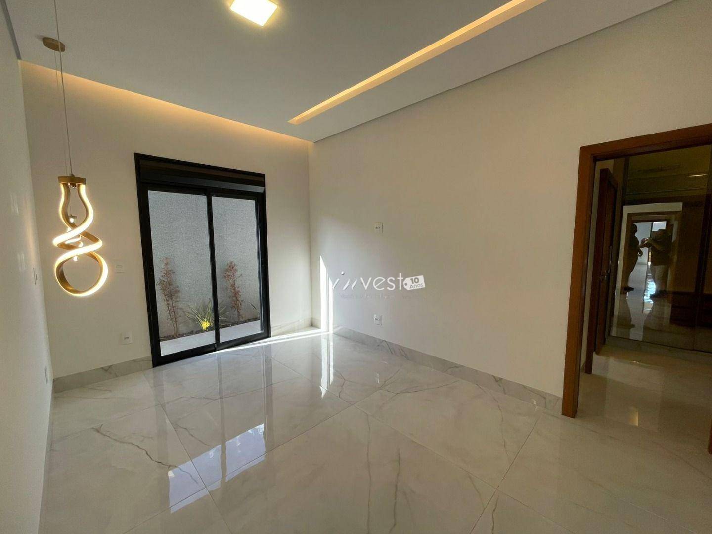 Casa à venda com 3 quartos, 263m² - Foto 16