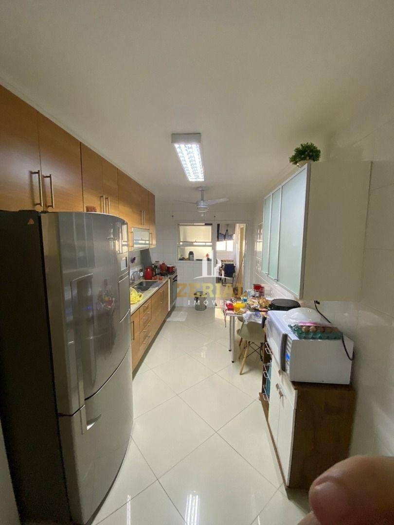 Apartamento à venda com 4 quartos, 150m² - Foto 9