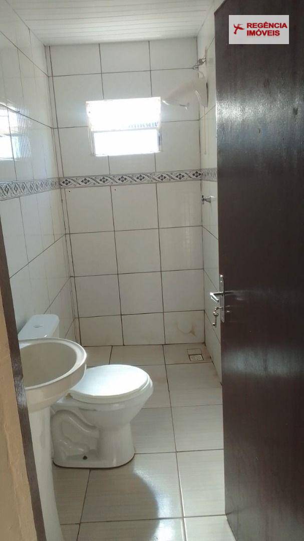 Casa para alugar com 2 quartos, 56m² - Foto 8