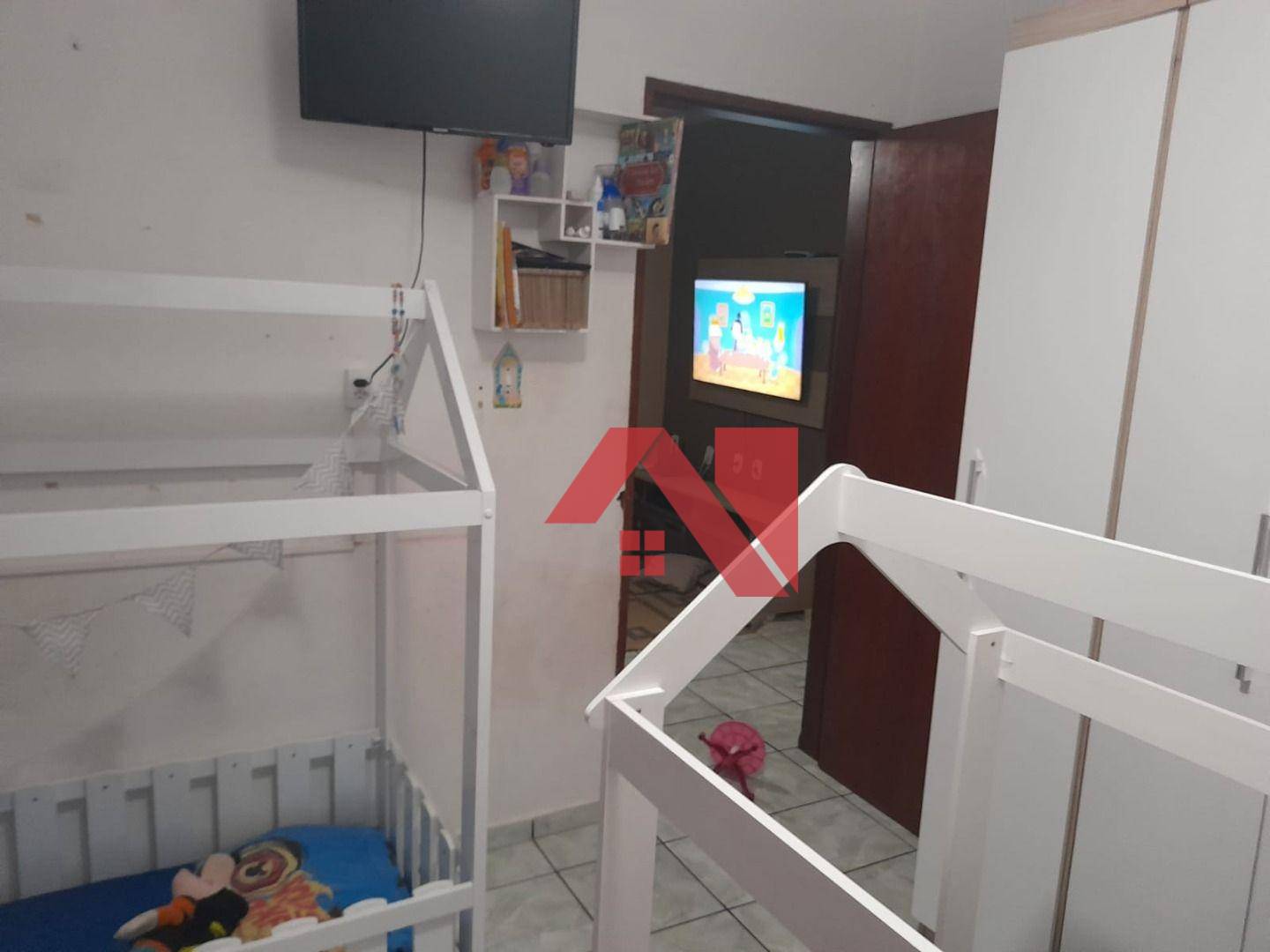 Casa à venda com 2 quartos, 190m² - Foto 8