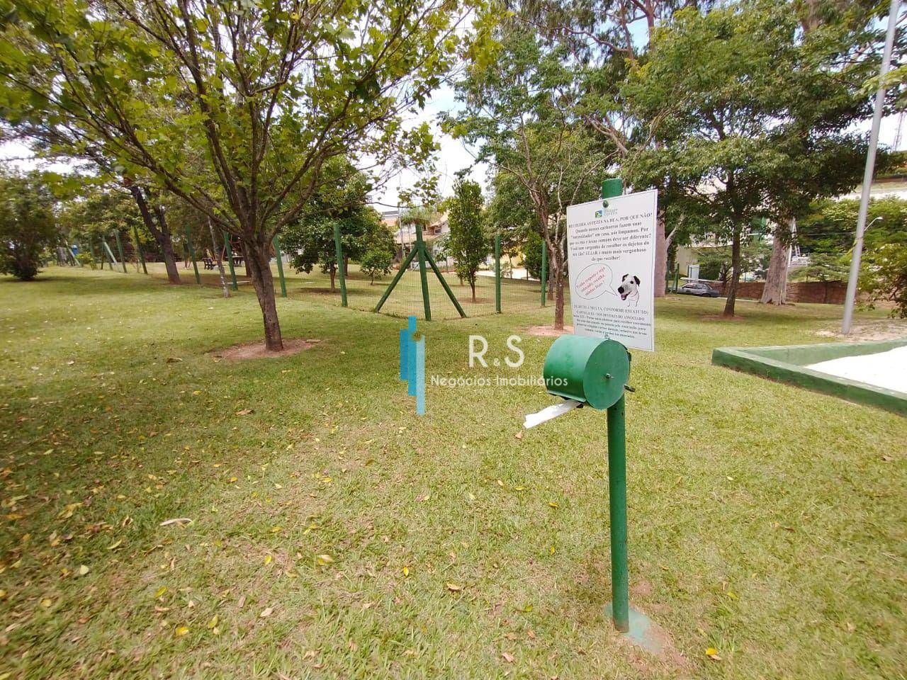 Casa de Condomínio à venda com 4 quartos, 400m² - Foto 67