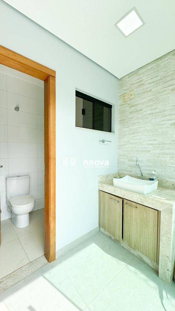 Casa, 3 quartos, 189 m² - Foto 2