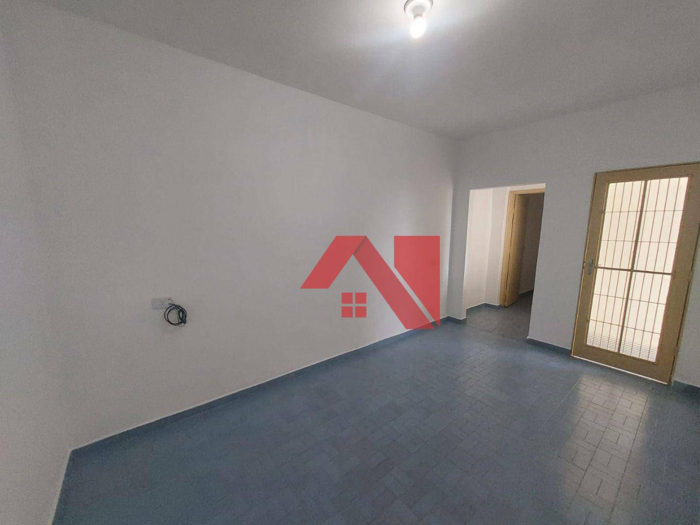 Casa à venda com 2 quartos, 90m² - Foto 14