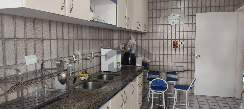 Apartamento à venda com 3 quartos, 149m² - Foto 15
