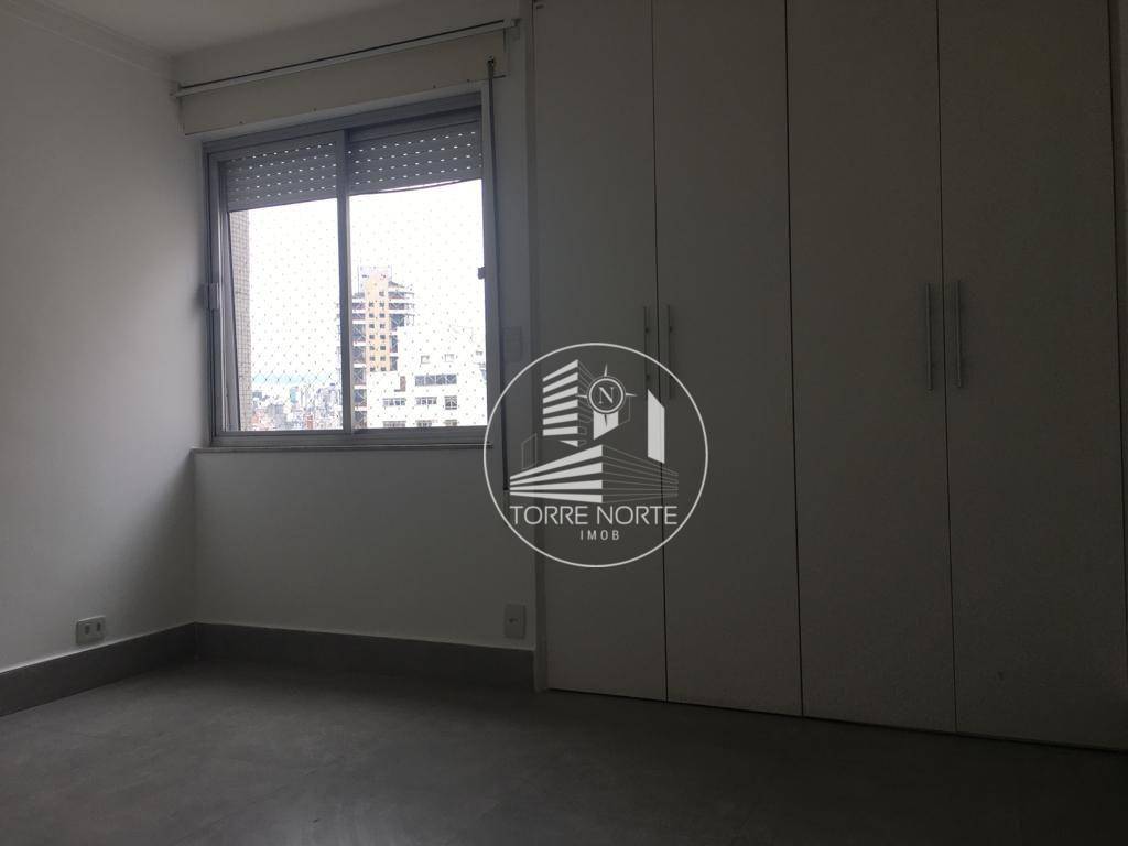 Apartamento para alugar com 3 quartos, 110m² - Foto 10