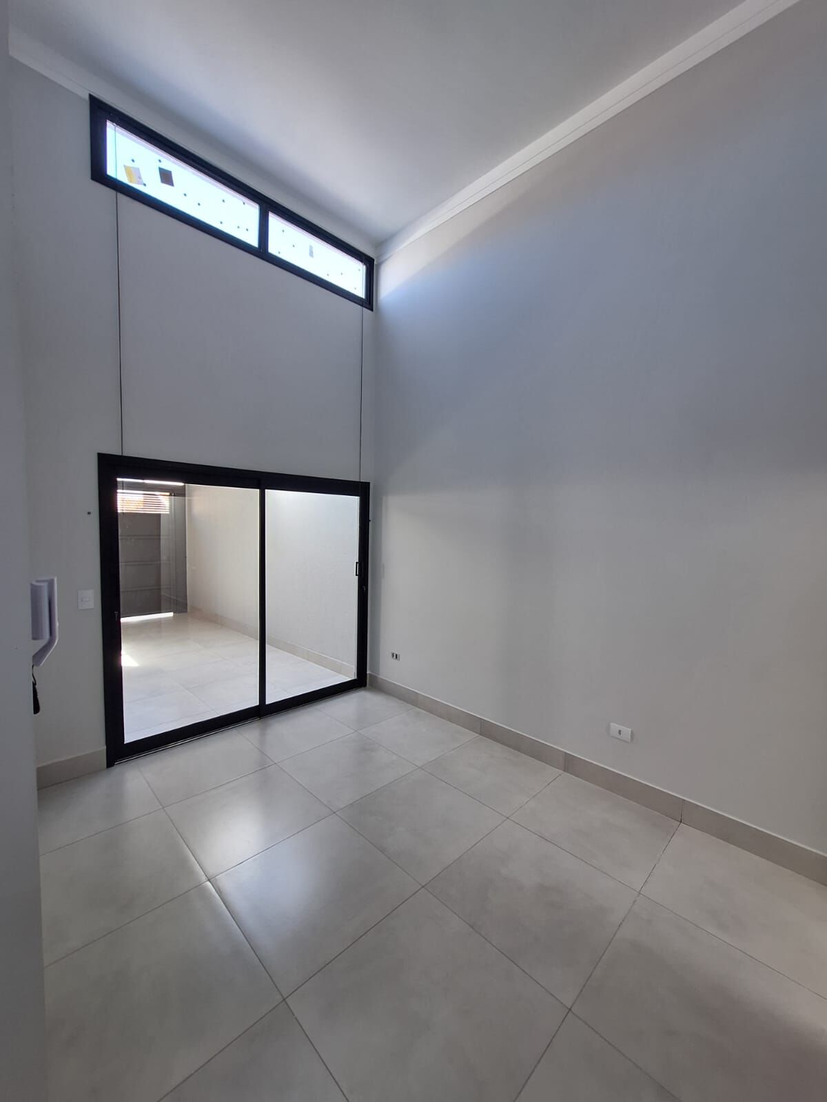 Casa à venda com 3 quartos, 117m² - Foto 3