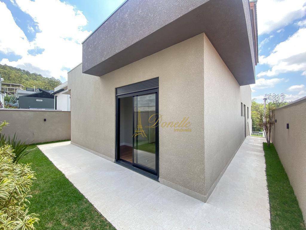 Sobrado à venda com 3 quartos, 245m² - Foto 30