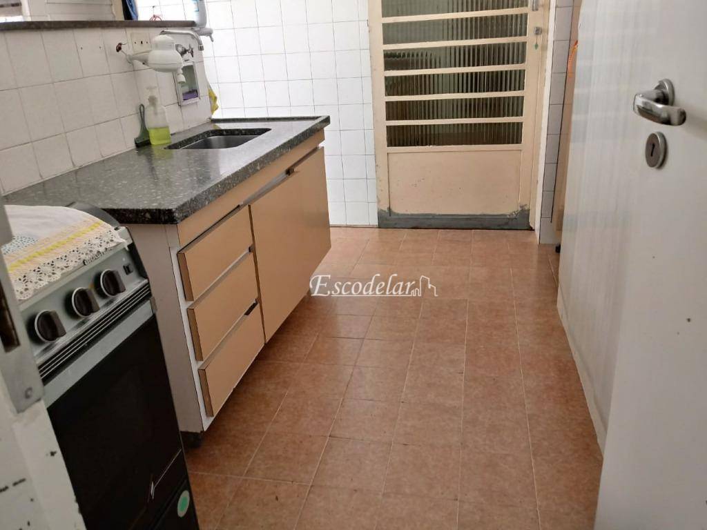 Apartamento à venda com 4 quartos, 200m² - Foto 9