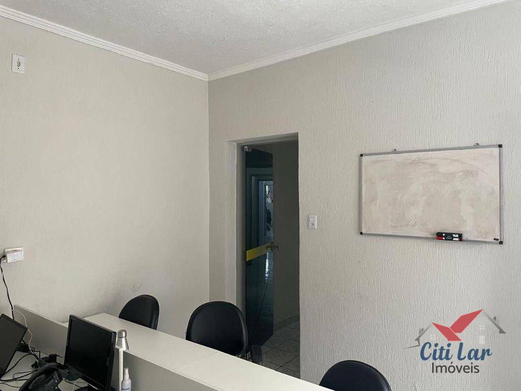 Casa à venda com 3 quartos, 110m² - Foto 16