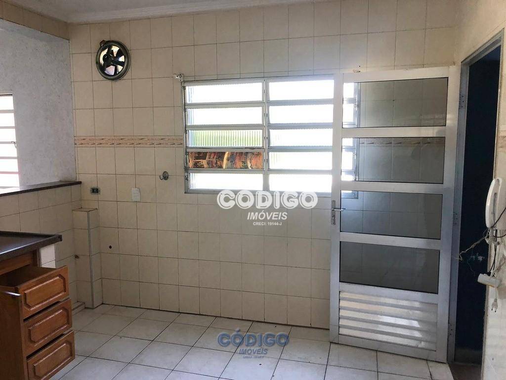 Sobrado à venda com 3 quartos, 170m² - Foto 4