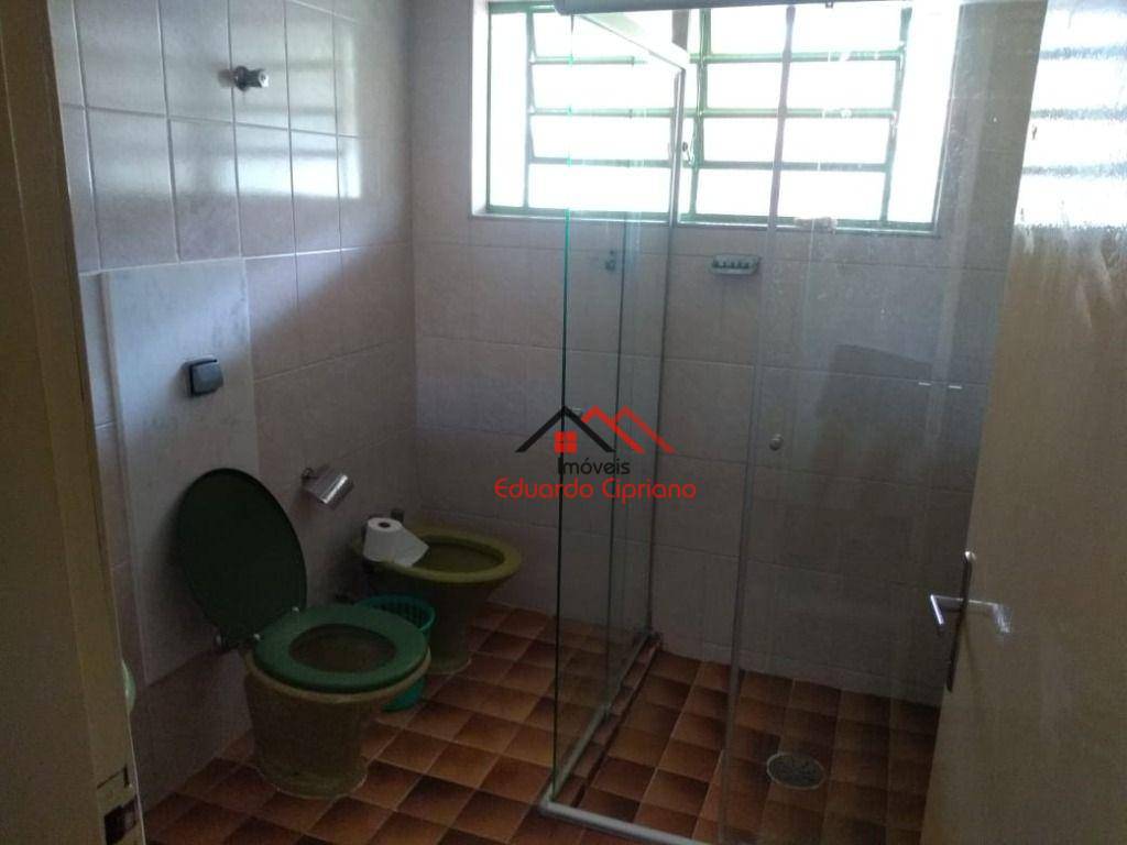 Casa à venda com 5 quartos, 350m² - Foto 47