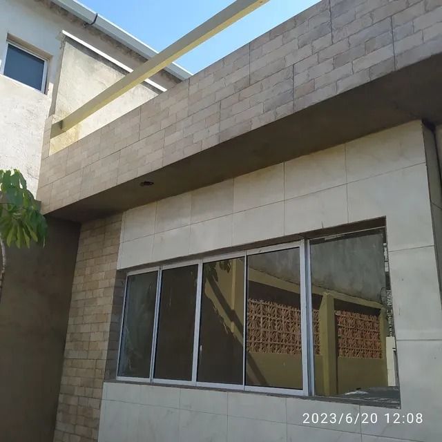 Casa à venda com 3 quartos, 100m² - Foto 2