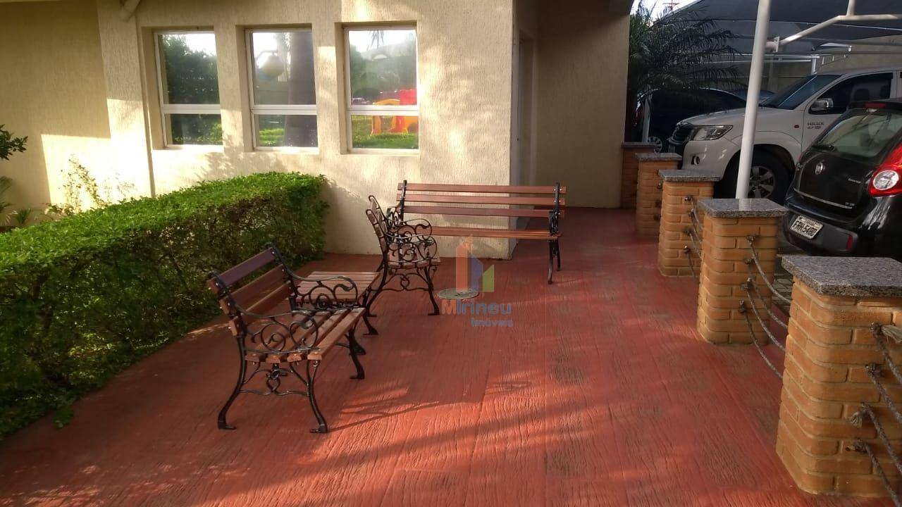 Apartamento à venda com 2 quartos, 57m² - Foto 11