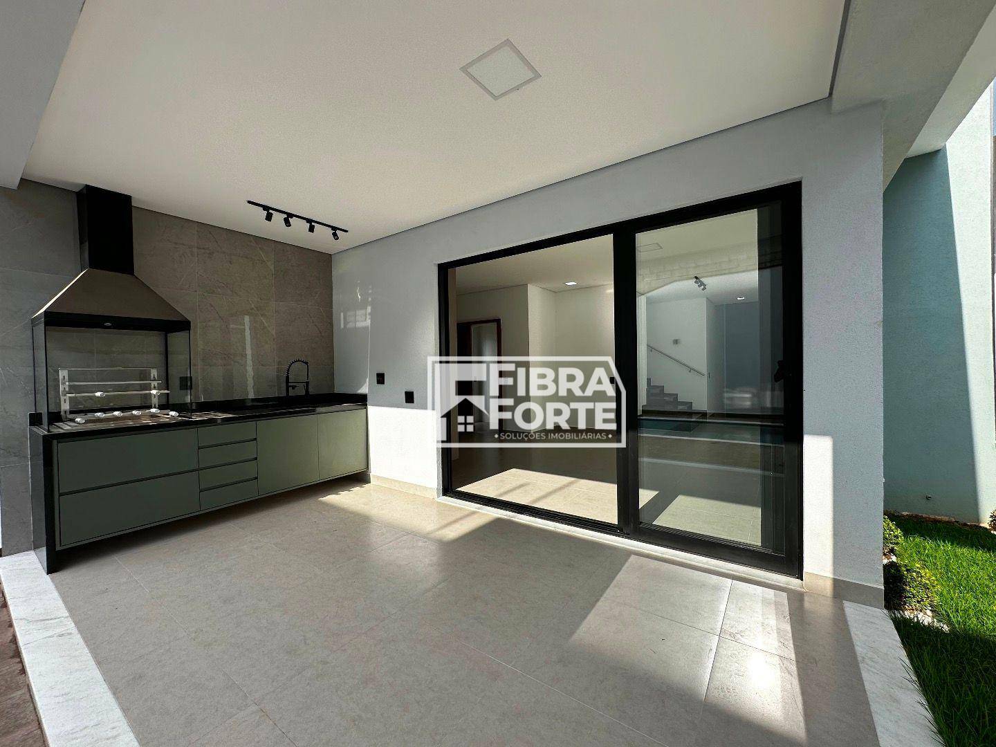 Casa de Condomínio à venda com 3 quartos, 225m² - Foto 19