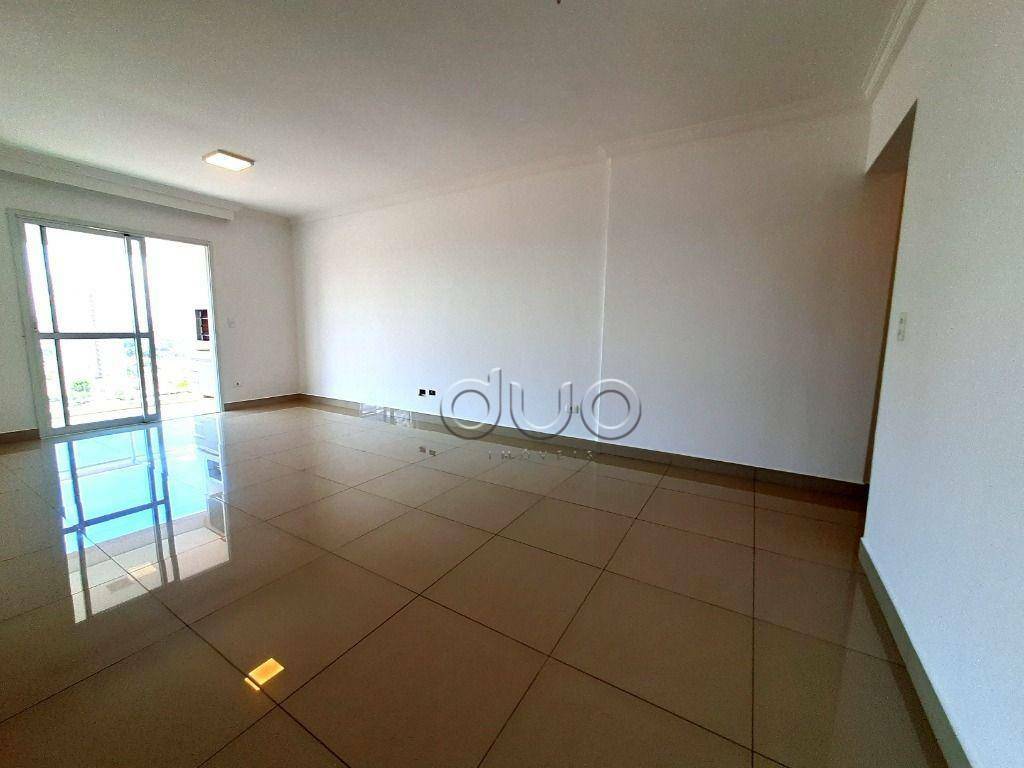 Apartamento para alugar com 3 quartos, 117m² - Foto 10