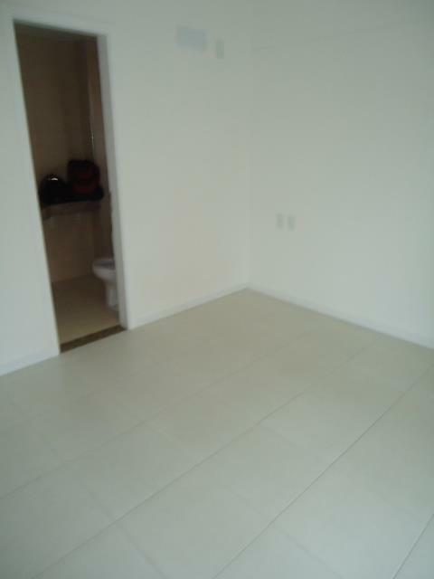 Apartamento à venda com 2 quartos, 68m² - Foto 8