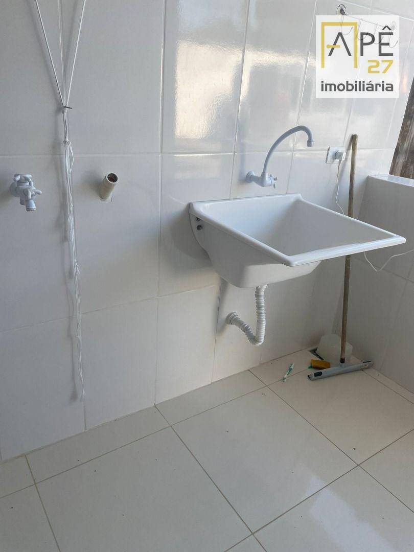 Casa à venda com 2 quartos, 150m² - Foto 8
