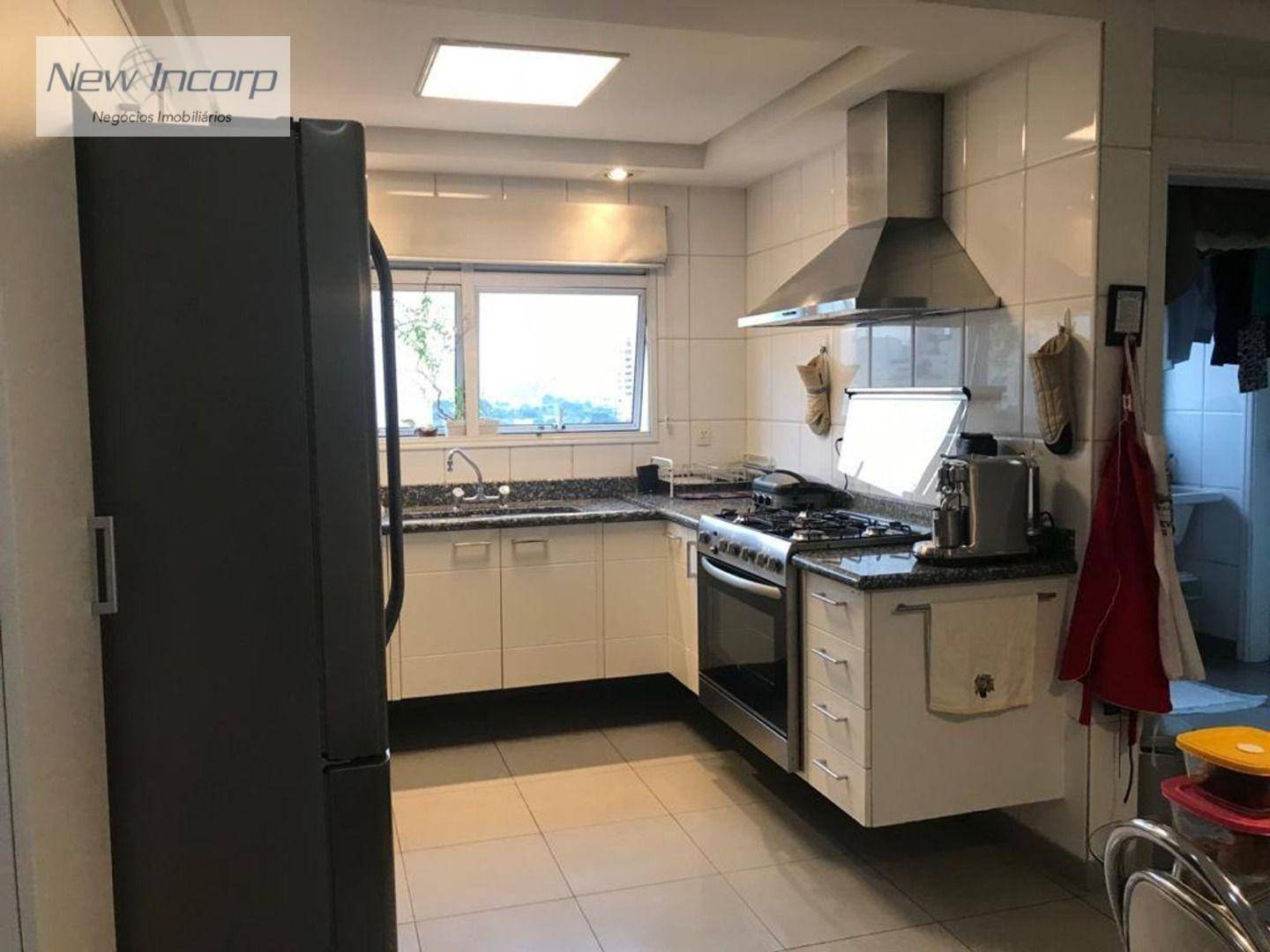 Apartamento à venda com 3 quartos, 155m² - Foto 9