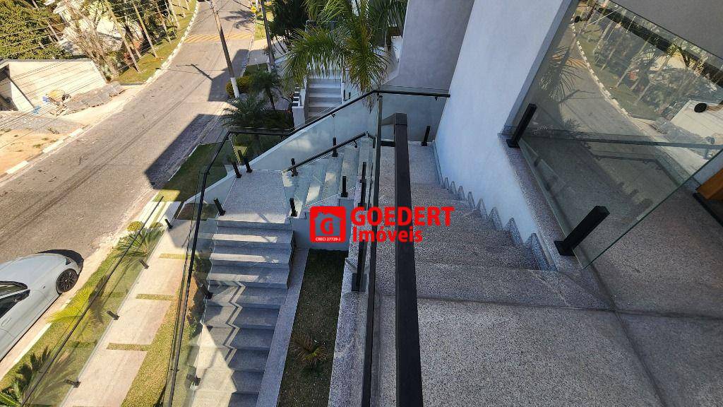 Sobrado, 3 quartos, 352 m² - Foto 5