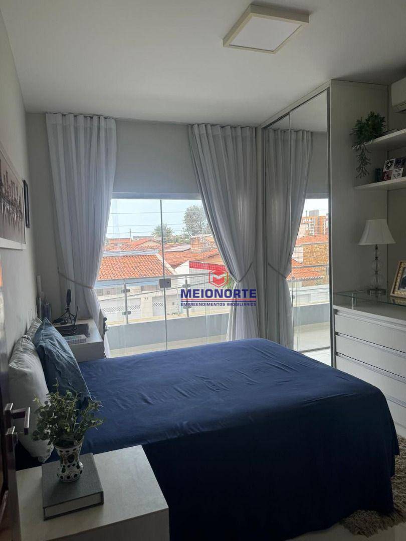 Casa à venda com 4 quartos, 220m² - Foto 15