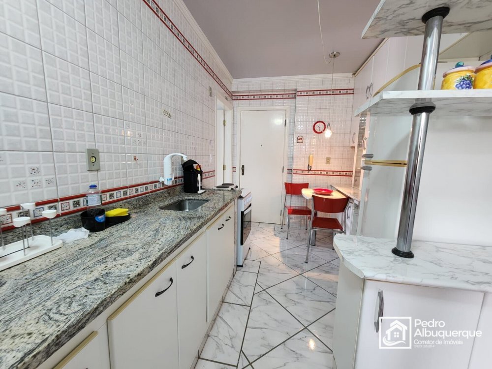 Apartamento à venda com 2 quartos, 80m² - Foto 25