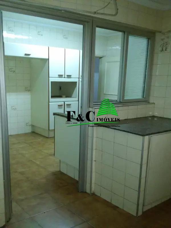 Apartamento à venda com 3 quartos, 160m² - Foto 1