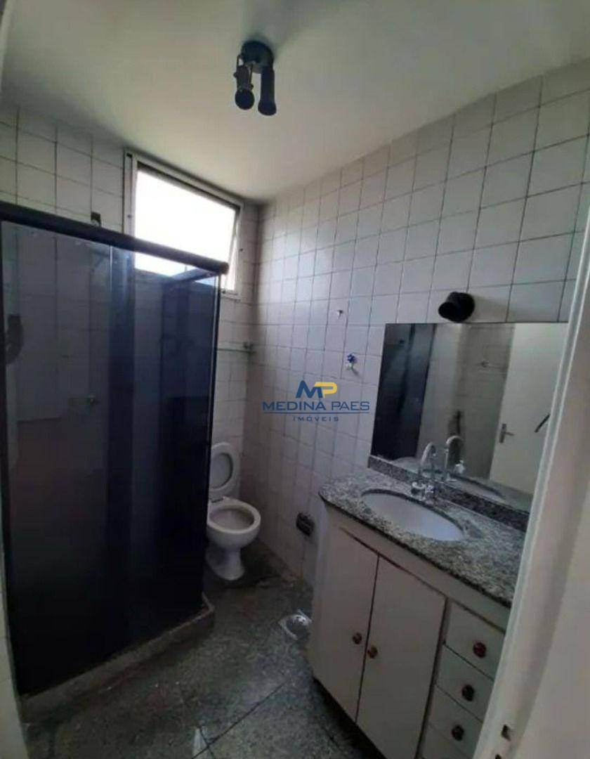 Apartamento à venda com 2 quartos, 68m² - Foto 7