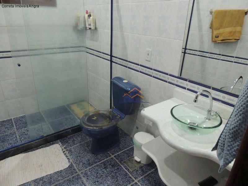Casa à venda com 4 quartos, 240m² - Foto 27