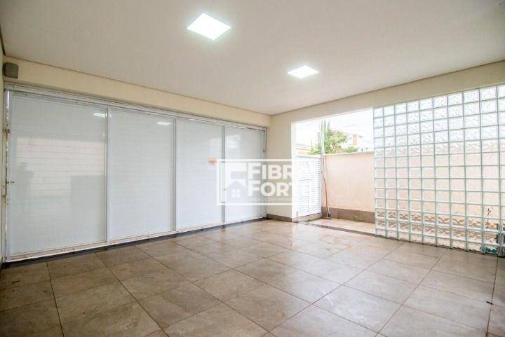 Casa à venda com 3 quartos, 200m² - Foto 19