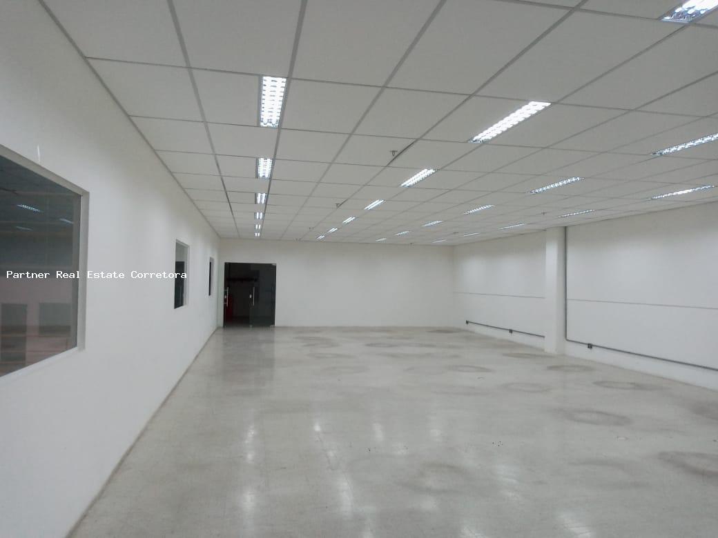 Depósito-Galpão-Armazém para alugar, 6852m² - Foto 21