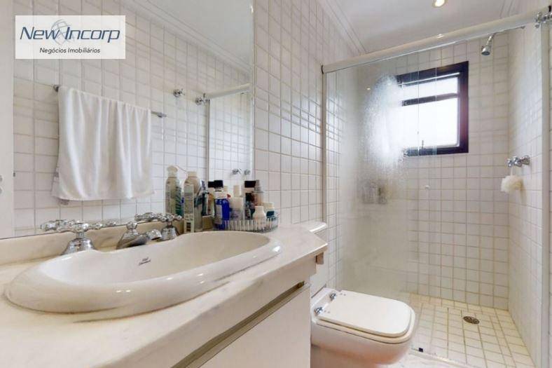 Apartamento à venda com 3 quartos, 212m² - Foto 20