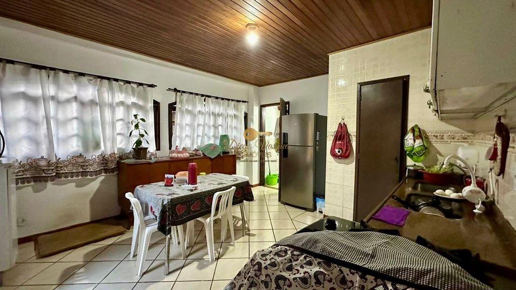 Casa à venda com 5 quartos, 416m² - Foto 23