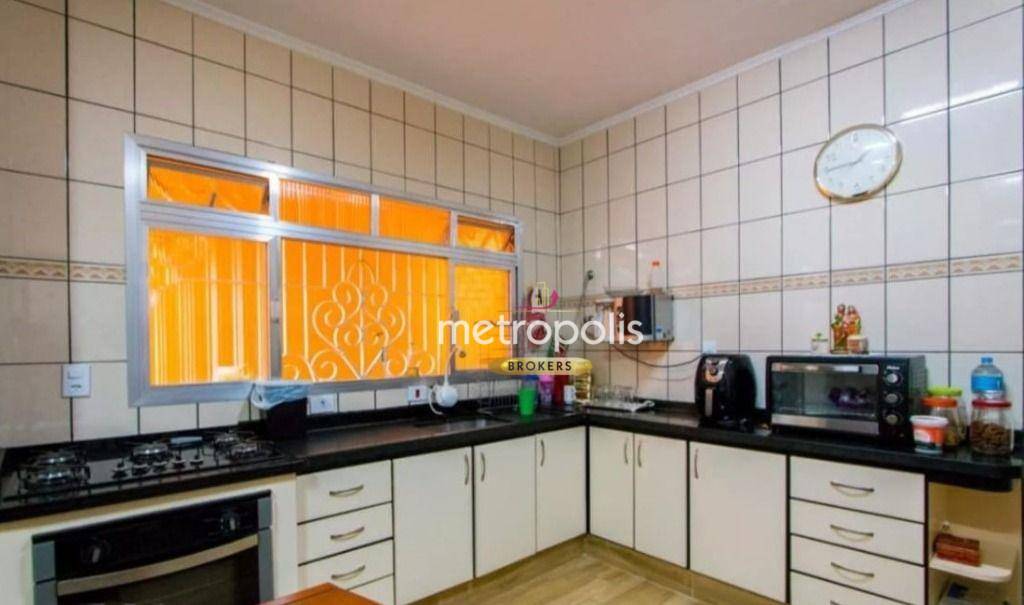 Sobrado à venda e aluguel com 3 quartos, 218m² - Foto 10