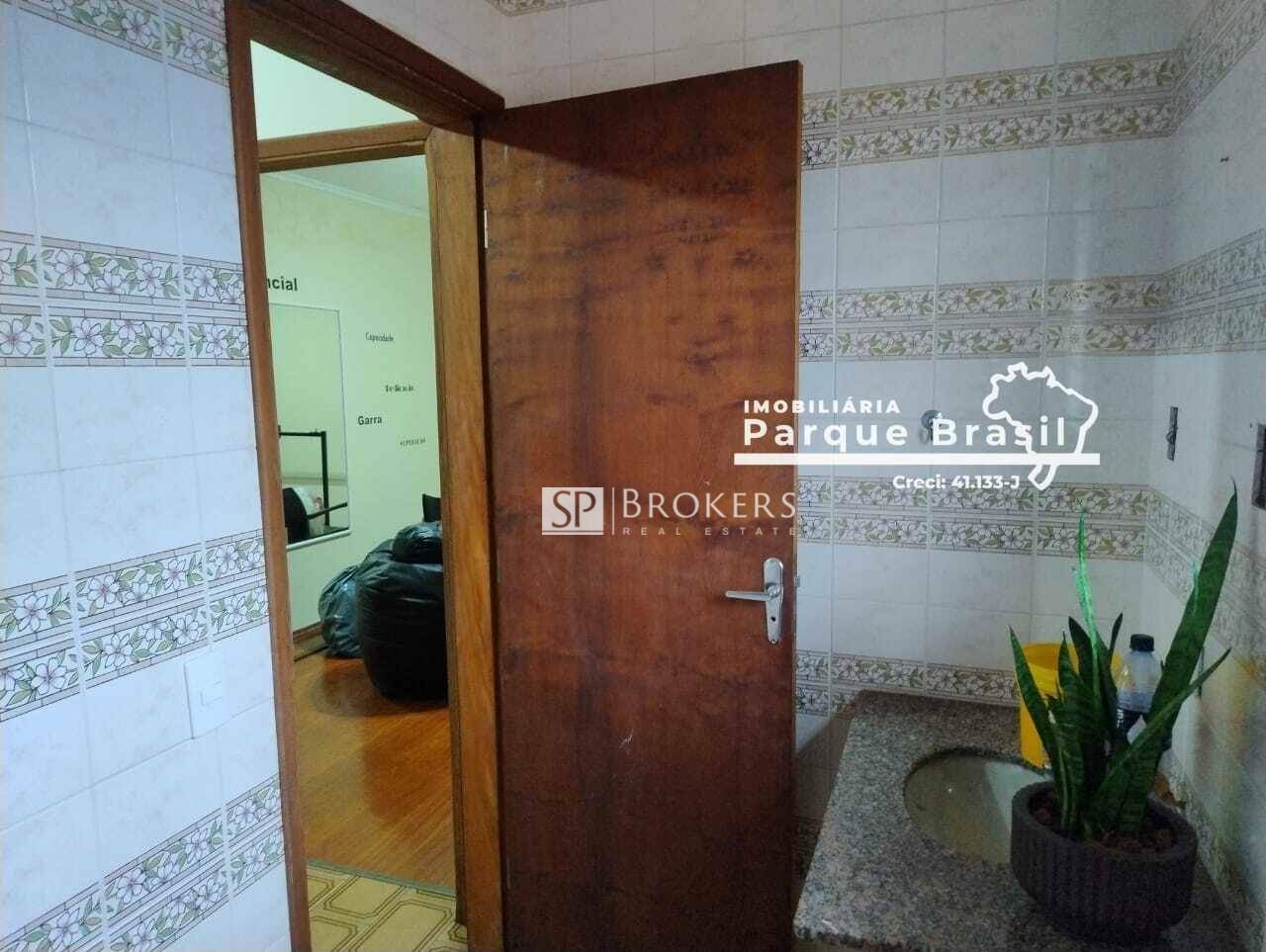 Casa à venda com 3 quartos, 200m² - Foto 38